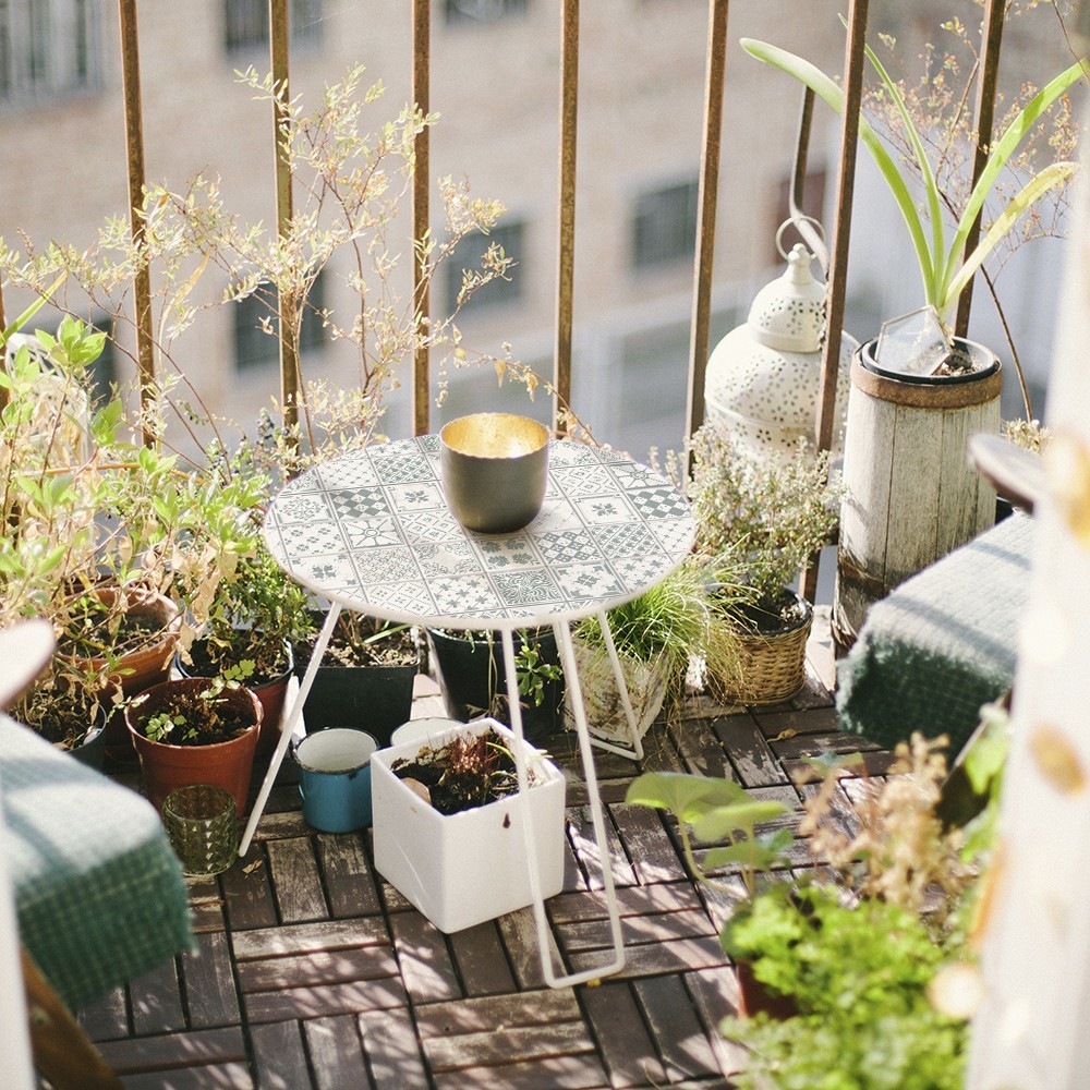 Puedo instalar un suelo vinílico acolchado en un balcón? - Blog Motif